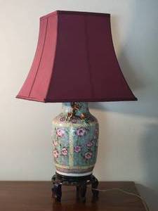 lot 111 image: Delightful East Asian Painted Ceramic Vase Lamp