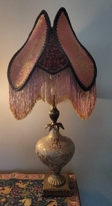 lot 25 image: Striking Antique Art Deco Table Lamp