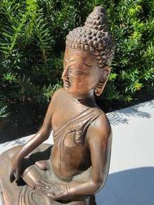 lot 114 image: Thai Brass Chaing Saen Style Padmasans Seated Earth Touching Buddha
