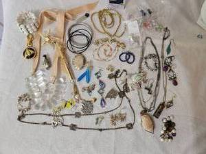 lot 241 image: Day to Night Jewelry Collection