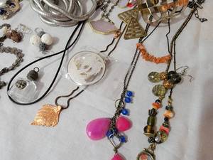 lot 242 image: Jewelry Collection