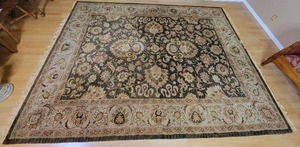 lot 413 image: Coventry Collection from Classic Floor Designs Hand Tufted Wool Rug-130 x 94