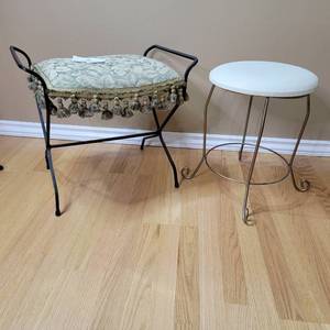 lot 441 image: Romantic Vintage Vanity Benches