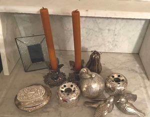lot 521 image: Silver Decoration Collection