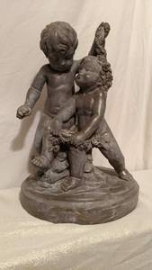 lot 530 image: Bronze Cherubs 15.5