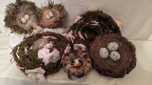 lot 541 image: Unique Nest & Egg Decorations Collection