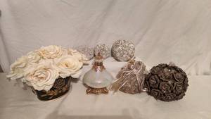 lot 544 image: Various Decoration Collection