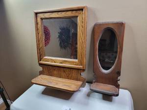 lot 564 image: Wooden MirrorShelf Set