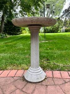 lot 499 image: White Cement Bird Bath 7.5x24