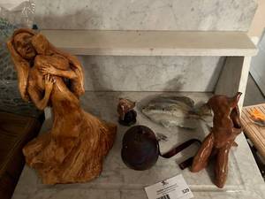 lot 529 image: Fantasy Statue Decorations Collection