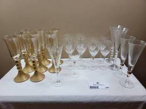 lot 666 image: Assortment of Beautiful Wine Glasses 22pc