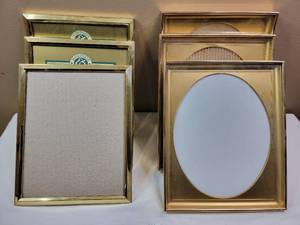 lot 604 image: Gold Picture Frames 6pc 8x10