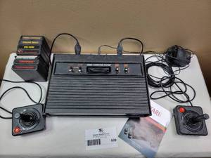 lot 447 image: Vintage 1980s  Atari 2600 Game Console W Games