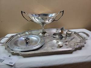 lot 656 image: Vintage Silver-Plated & Pewter Collection