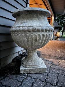lot 624 image: Large Grecian Style Cement Planter