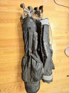 lot 639 image: Assorted Golf Clubs