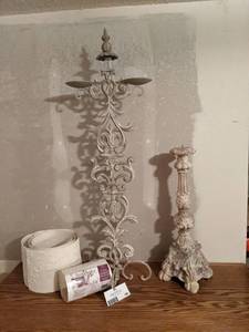 lot 446 image: Vintage Shabby Chic Collection- Candle Holder, Candelabra and Embossed Wallpaper Border