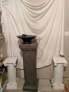 lot 445 image: Home Decor Collection-Ionic and Doric Columns and Fountain