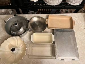 lot 701 image: Vintage Baking Collection-Nordic Ware, Pyrex and More