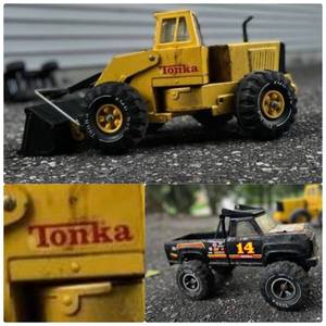 lot 622 image: Vintage Die Cast Tonka Trucks-1980s Blackbird Monster Truck & 1970s Front Loader Truck-Collectible