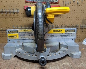 Working Dewalt Miter Saw