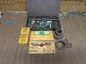 Vintage Tap & Die Set - Vintage RIDGED Pipe Threaders