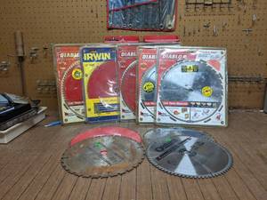 9 12 Saw Blades - 5 new, 4 used