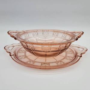 lot 28 image: Jeanette Glass Company Doric Rose Serving Tray & Bowl 1935-1938