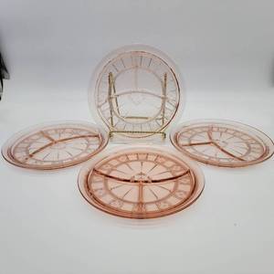 lot 32 image: Jeanette Glass Company Doric Rose 4 Extremely Rare Grill Plates 1935-1938