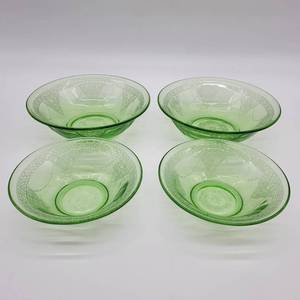 lot 34 image: 4 Federal Glass Company Georgian Lovebirds Uranium Glass Bowls- 1931-1935