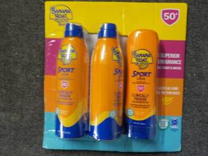lot 134 image: Banana Boat Sport 3 Pack 8 oz bottl...