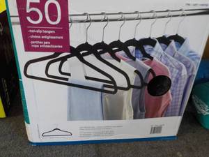 lot 143 image: Case of 50 Non Slip Hangers...