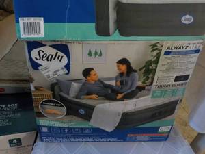 lot 157 image: Sealy Queen Air Bed untested -open...