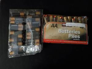 lot 183 image: Double AA Batteries...