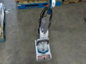 lot 284 image: Hoover Powerdash Carpet Cleaner...