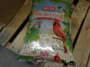 lot 320 image: 10 lb. Bag Kaytee Wild Bird Food...