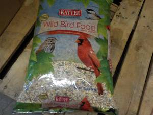 lot 322 image: 10 lb. Bag Kaytee Wild Bird Food...