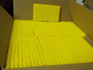 lot 341 image: Case of 60 - 3 x 5 Cleaning Pads...
