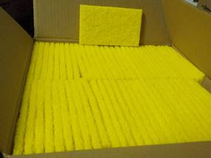 lot 342 image: Case of 60 - 3 x 5 Cleaning Pads...