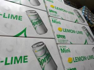 lot 372 image: 6 - 10 Packs Lemon Lime Sprite Mini...