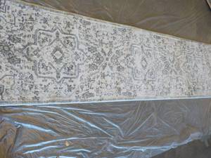 lot 59 image: Centenno Runner 26 x 96...