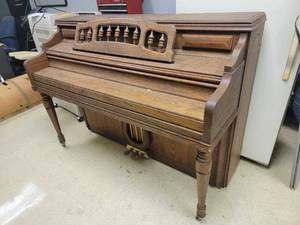 lot 38 image: Vintage Kimball Upright Piano- In Tune
