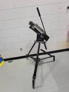 lot 40 image: Outers Laboratories Trap Shooter