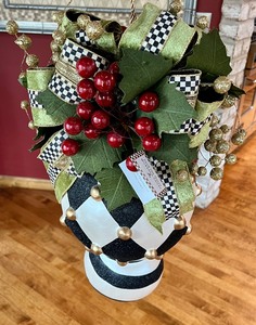 lot 111 image: Large Mackenzie Childs Deck the Halls Decorative Ornament