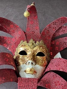 lot 112 image: Bright and Lively Decorative Italian Wall Mask