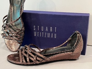 lot 95 image: Stuart Weitzman Ladies Metallic Shoes