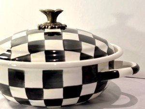 lot 53 image: Mackenzie Childs Courtly Check Covered Enamel Pot