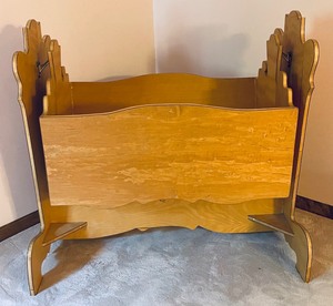 lot 223 image: Vintage Wooden Cradle