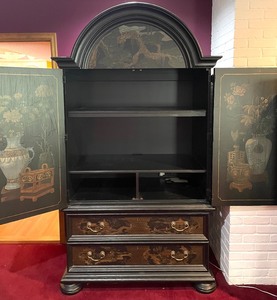 lot 232 image: Drexel Heritage Armoire Cabinet