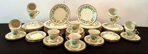 lot 151 image: Lenox China Set Lenox Dimension Collection Holiday